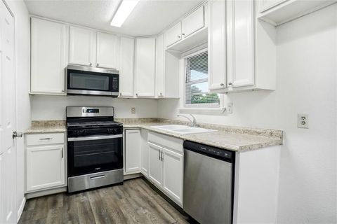 Tiny photo for 335 Freeman Street, Mesquite, TX 75149 (MLS # 21238721)