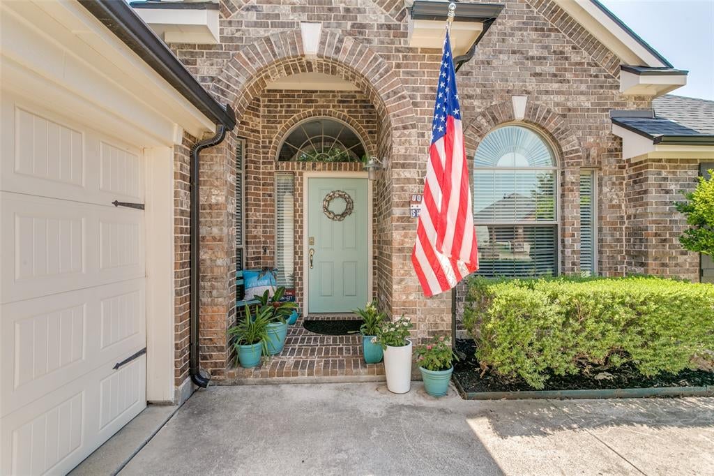 5429 Threshing Drive