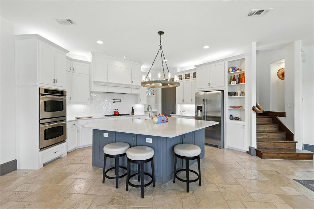 Frenchtown Manor - Residential