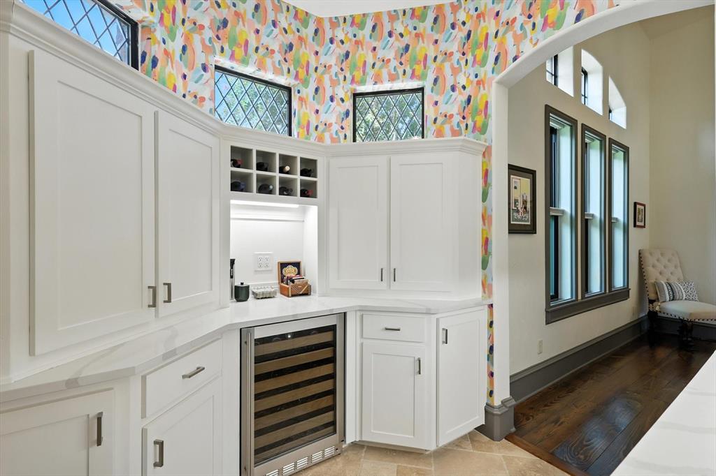 Frenchtown Manor - Residential