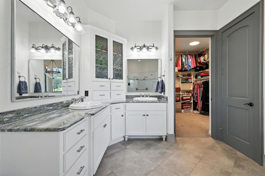 Frenchtown Manor - Residential