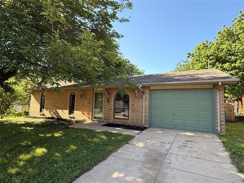 Photo of 108 Cooper Street, Cedar Hill, TX 75104 (MLS # 21258764)