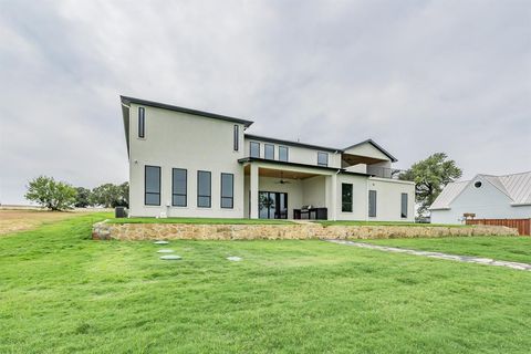 A home in Corsicana