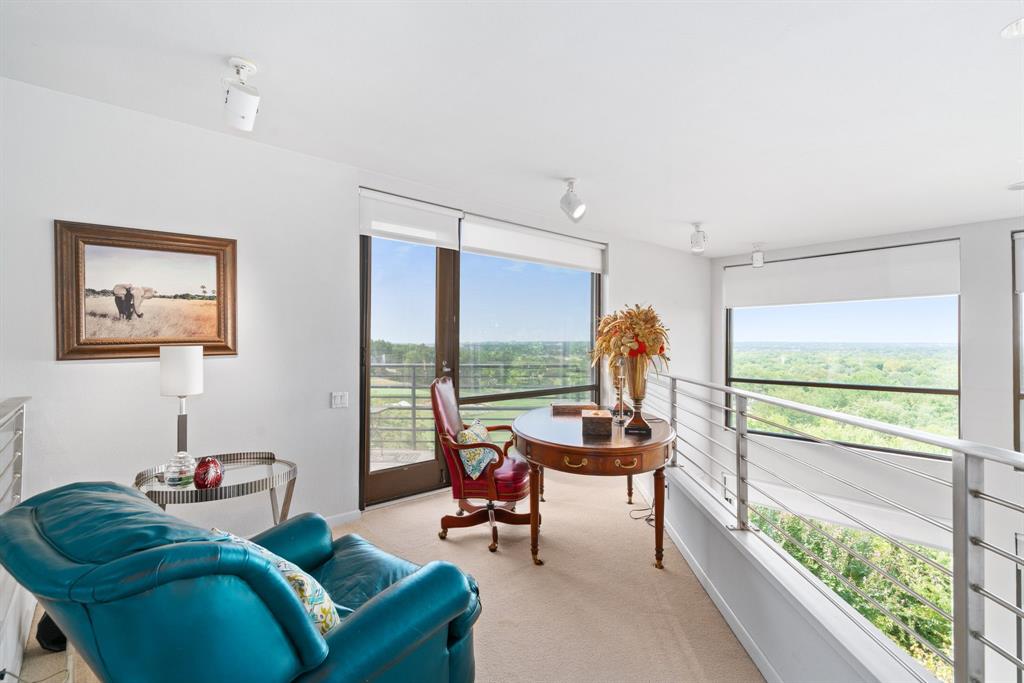 Shady Oaks Country Club Add - Residential