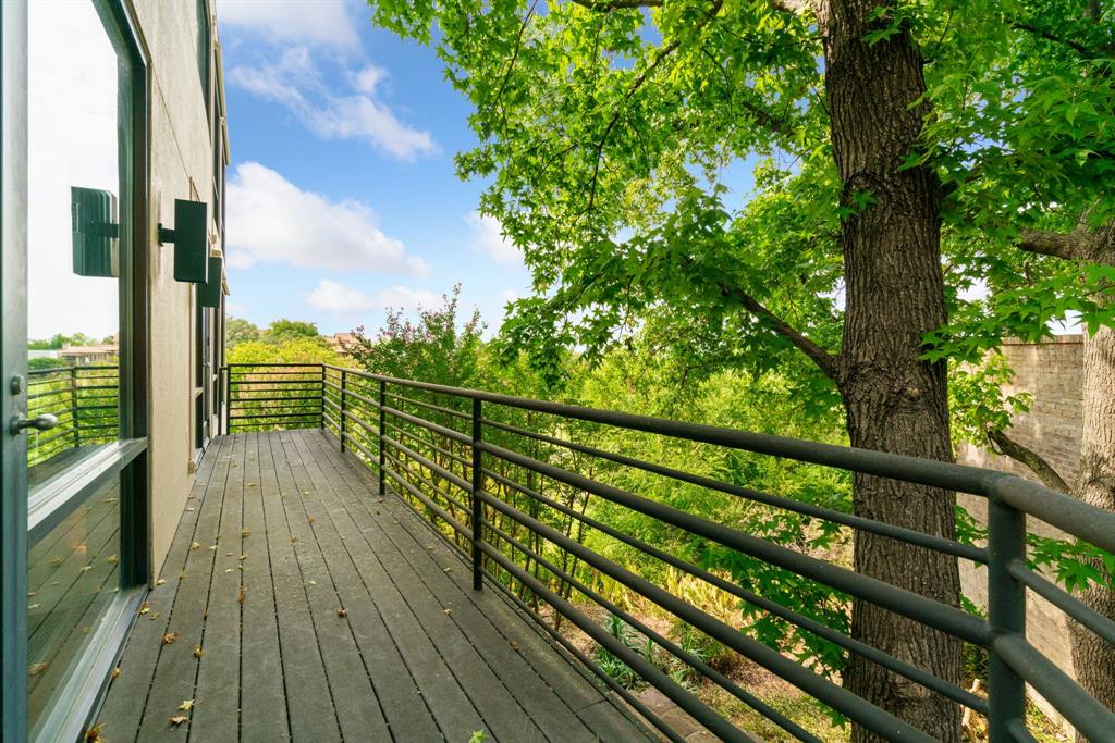 Shady Oaks Country Club Add - Residential