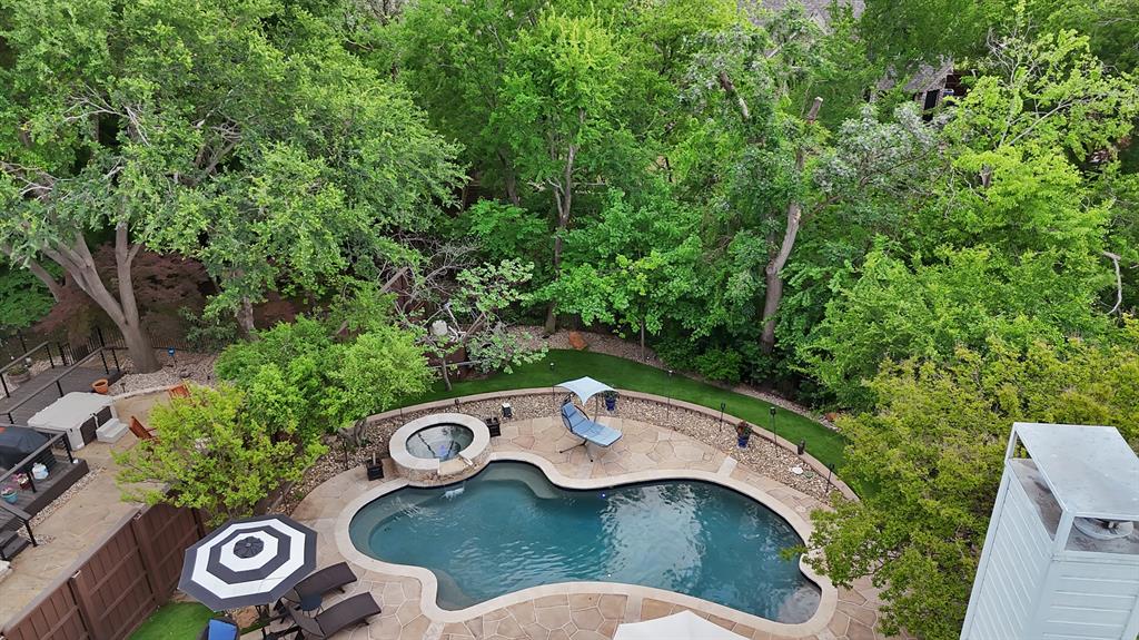 1123 Shadetree Lane