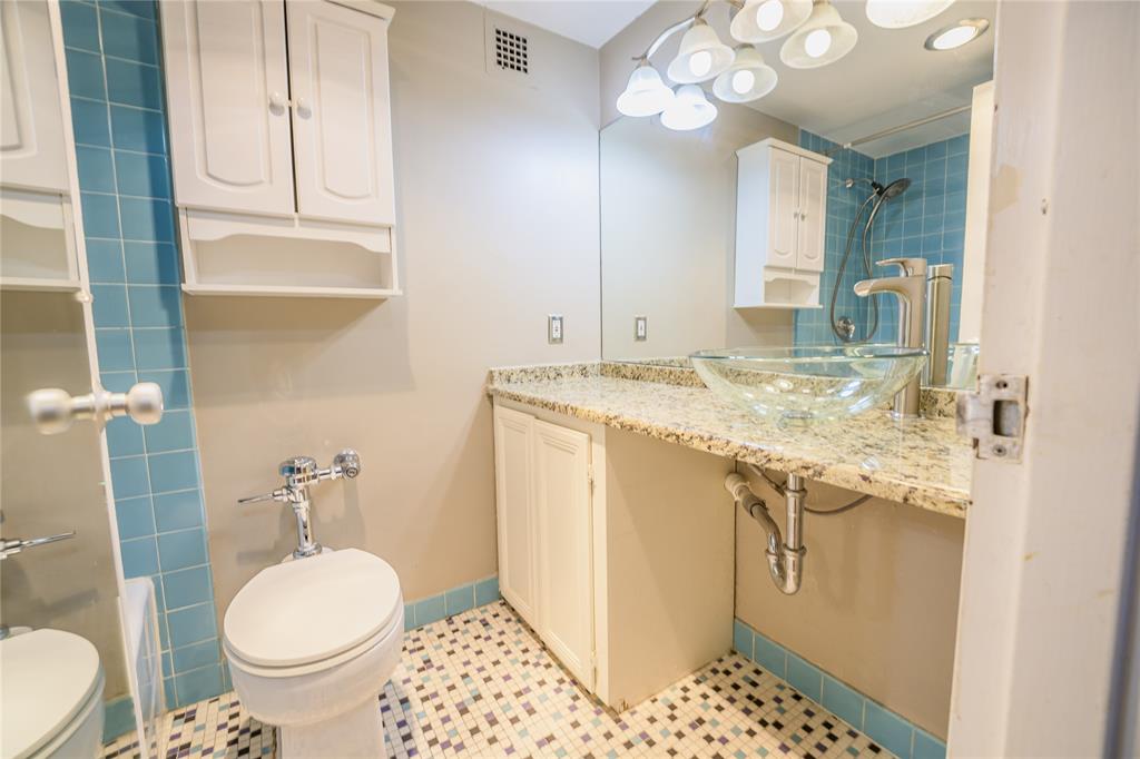 Twenty-One Turtle Creek Condos - Residential