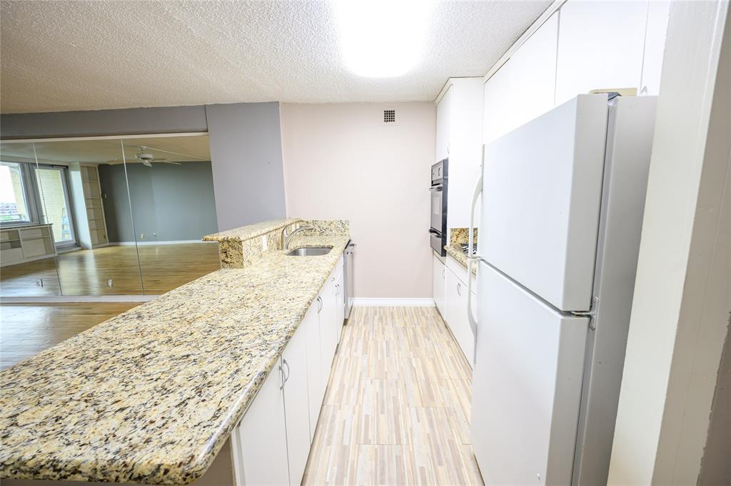 Twenty-One Turtle Creek Condos - Residential