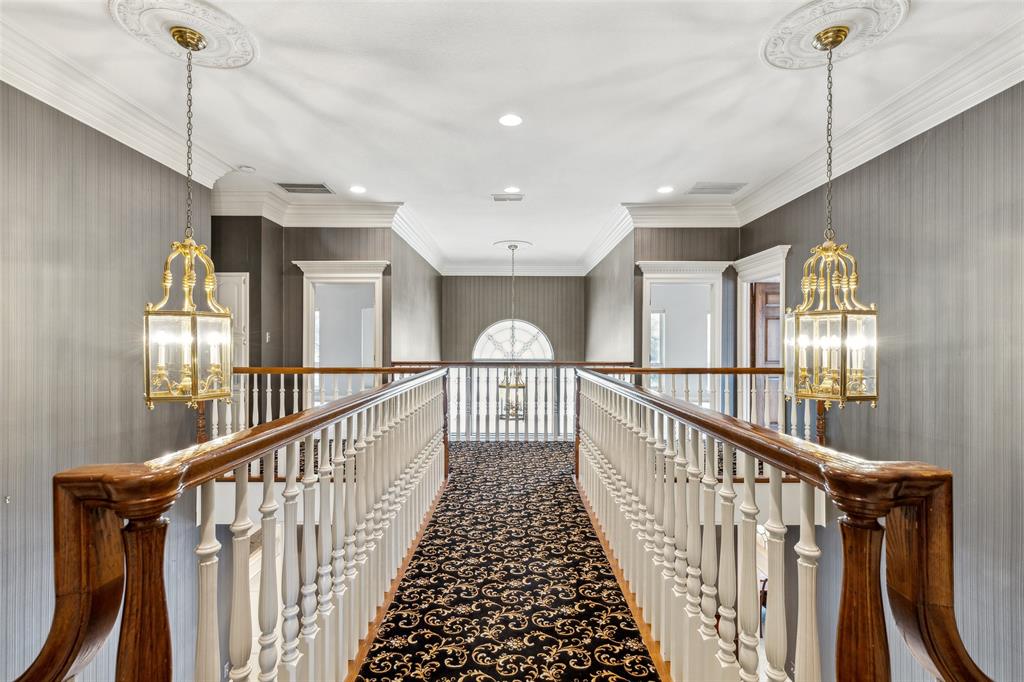 Woodland Hills Colleyville - Residential