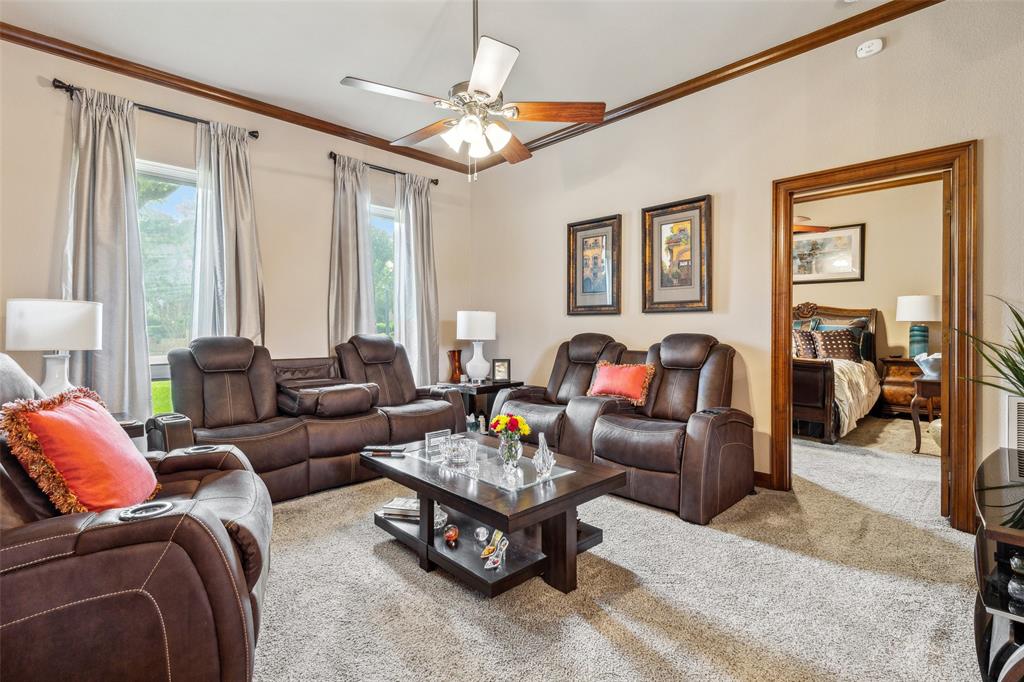 Woodland Hills Colleyville - Residential