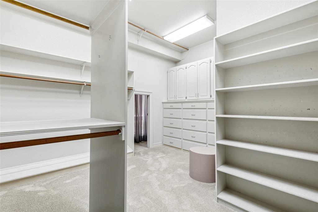 Woodland Hills Colleyville - Residential