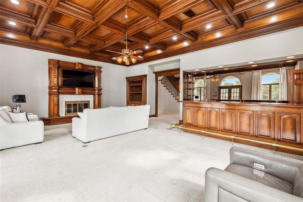 Woodland Hills Colleyville - Residential