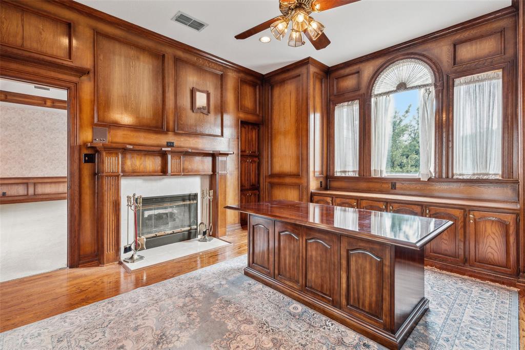 Woodland Hills Colleyville - Residential