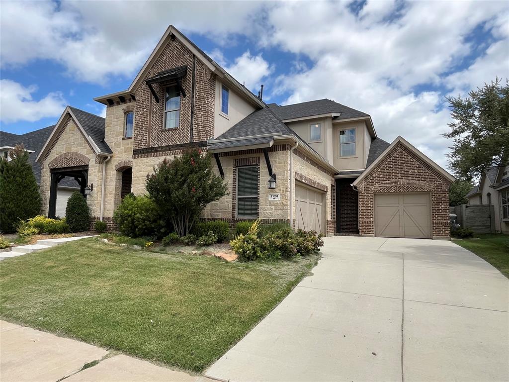 1128 Homestead Way
