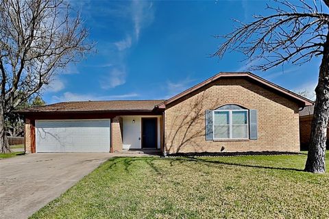 Photo of 7320 Echo Hill Drive, Watauga, TX 76148 (MLS # 21214026)