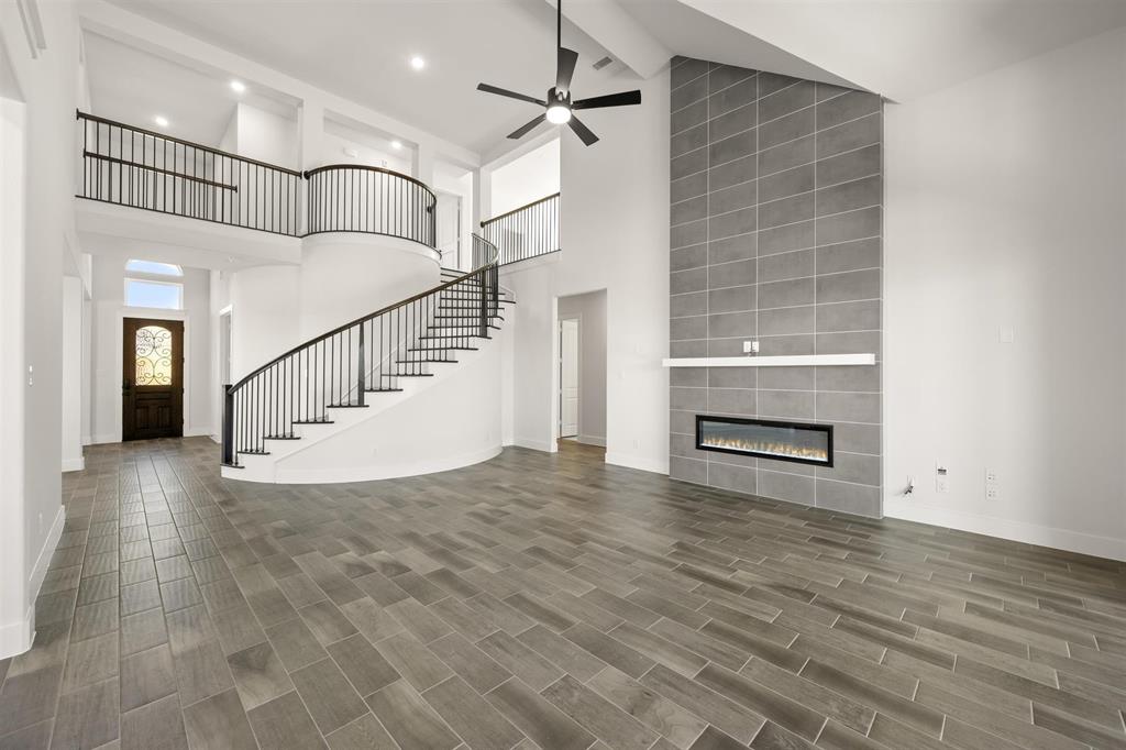 Oaks of North Grove - Residential