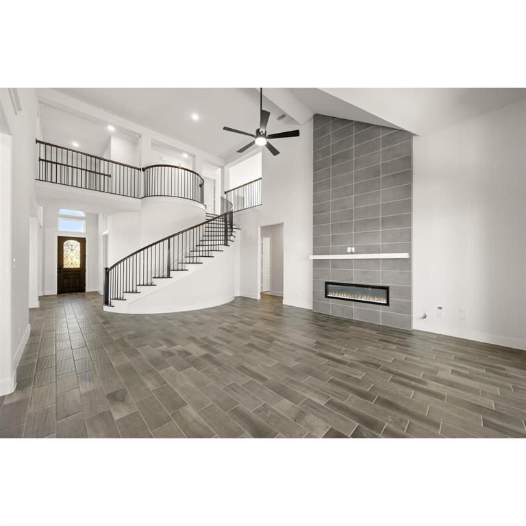 Oaks of North Grove - Residential