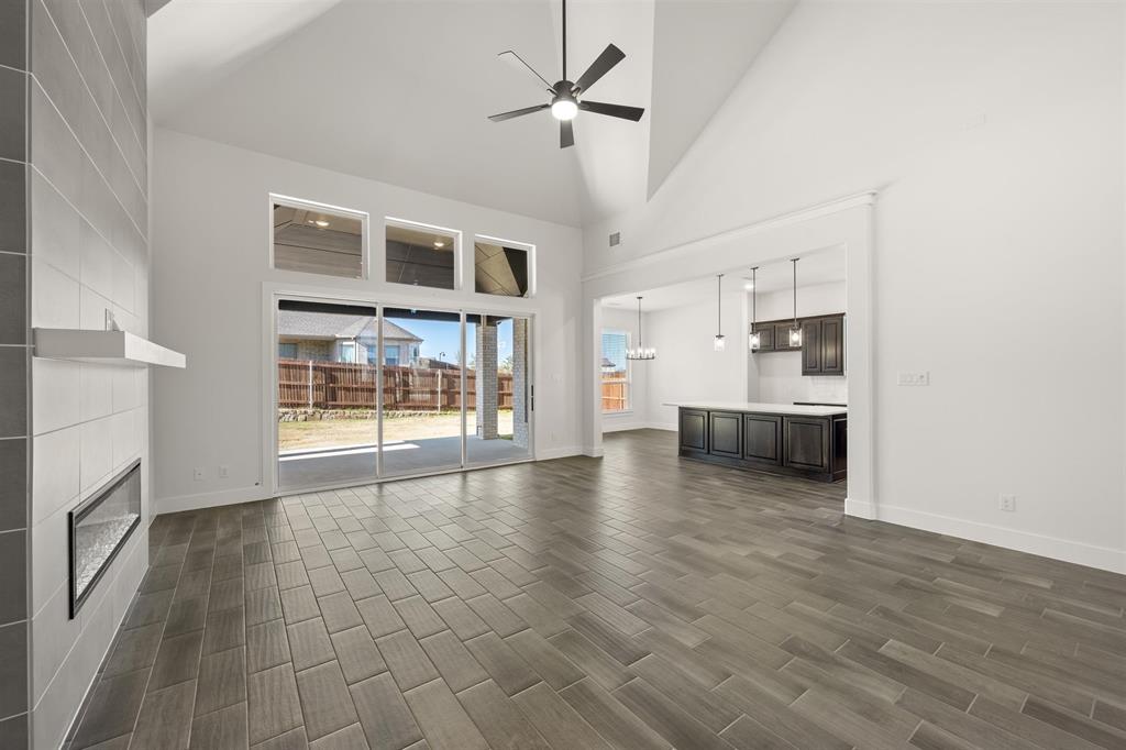 Oaks of North Grove - Residential