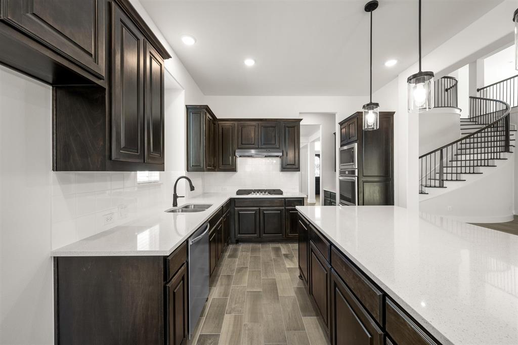 Oaks of North Grove - Residential