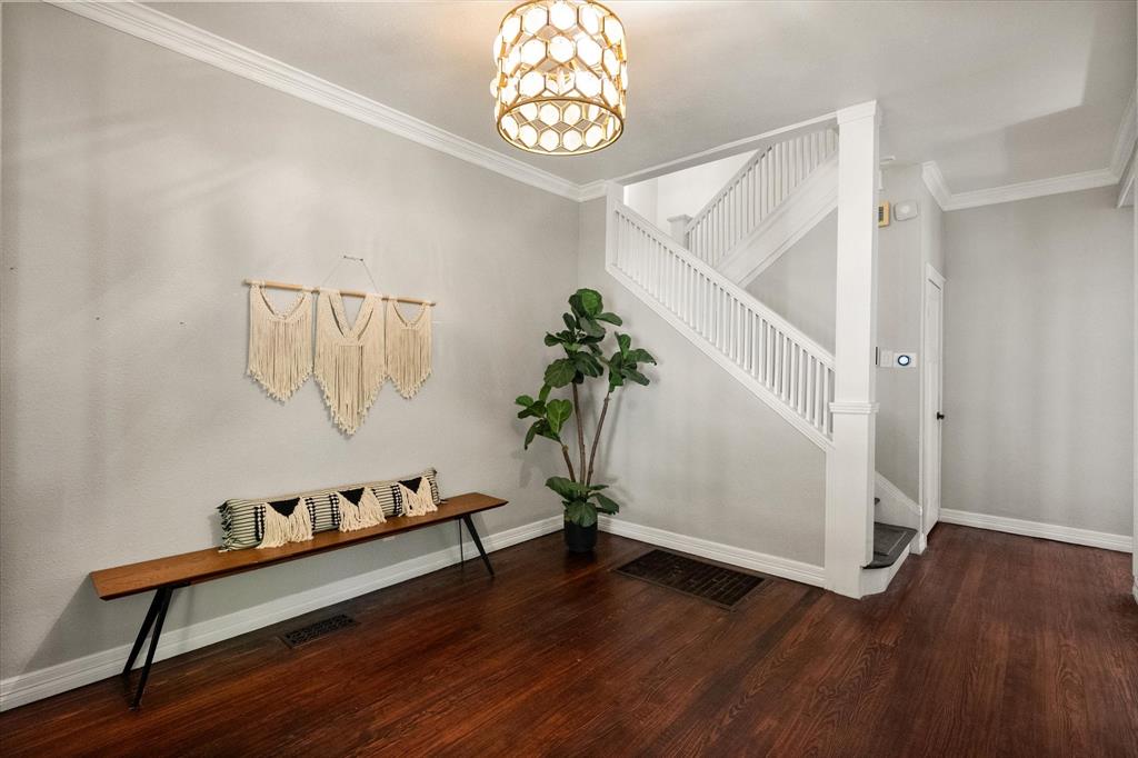 318 S Edgefield Avenue