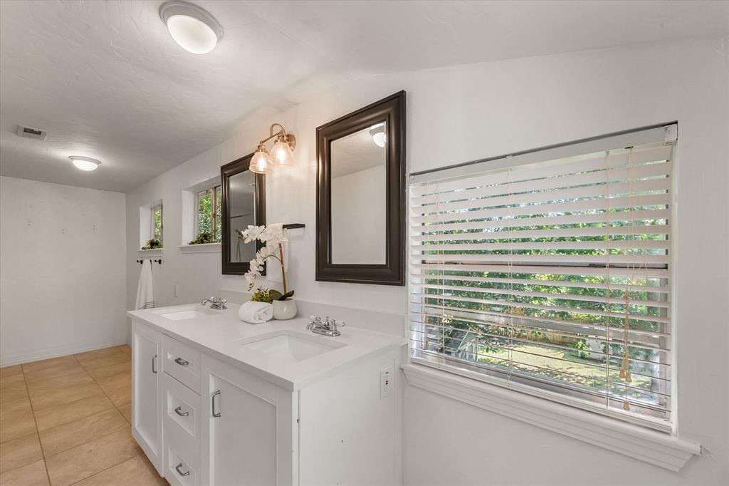 Winnetka Heights Add - Residential