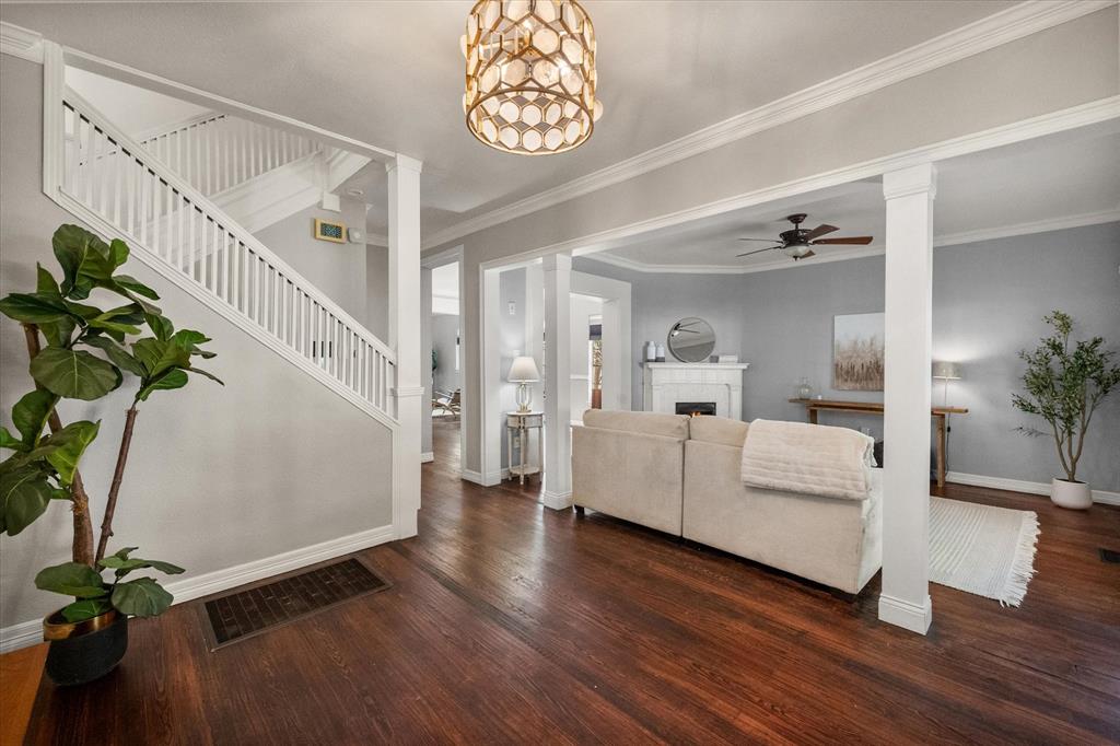 318 S Edgefield Avenue