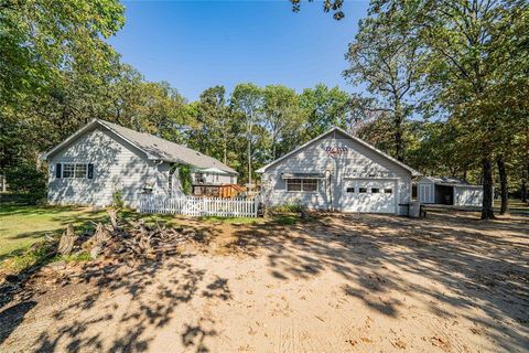 A home in Quitman