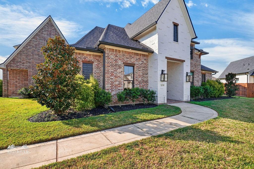 574 Corinth Circle