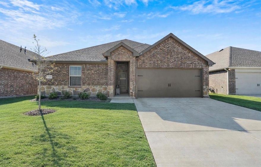 Located in the desirable Elevon community, this spacious 3-bedroom, 2-bathroom home offers an inviting open floorplan designed for both comfort and functionality. Vinyl flooring flows throughout the main living areas, while the secondary bedrooms provide a cozy retreat, each featuring walk-in closets.
The light and bright kitchen is roomy and perfect for entertaining, seamlessly opening to the living area for easy everyday living and gatherings. The oversized primary suite offers plenty of space to relax, with an ensuite bath featuring a separate shower and walk-in closet. The spacious laundry room adds charm with its adorable decorative tile. Step outside to enjoy the large backyard and covered back patio, ideal for relaxing or entertaining. Additional highlights include full irrigation and close proximity to a fishing pond. Residents of Elevon enjoy exceptional community amenities, including a swimming pool, playgrounds, walking trails, and stocked fishing ponds. Conveniently located just off Highway 78, this home offers easy access to nearby shopping, dining, and everyday conveniences.