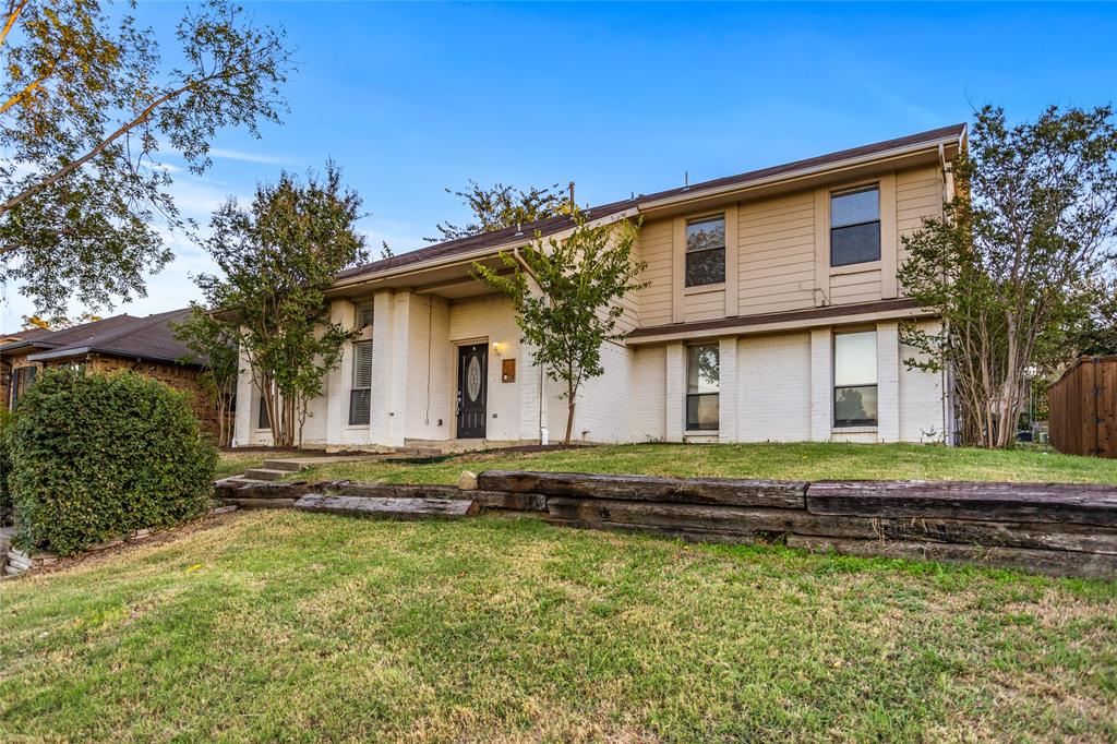 1718 Saint James Drive