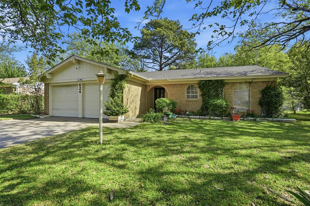 CRESTMOOR PARK WEST - Residential