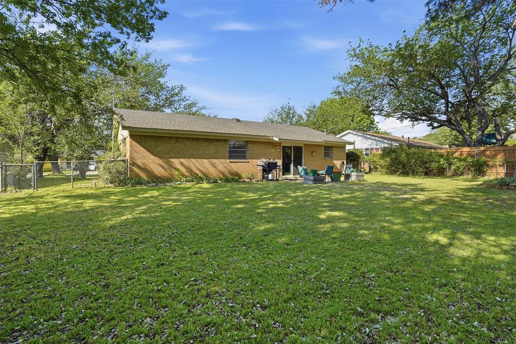 CRESTMOOR PARK WEST - Residential