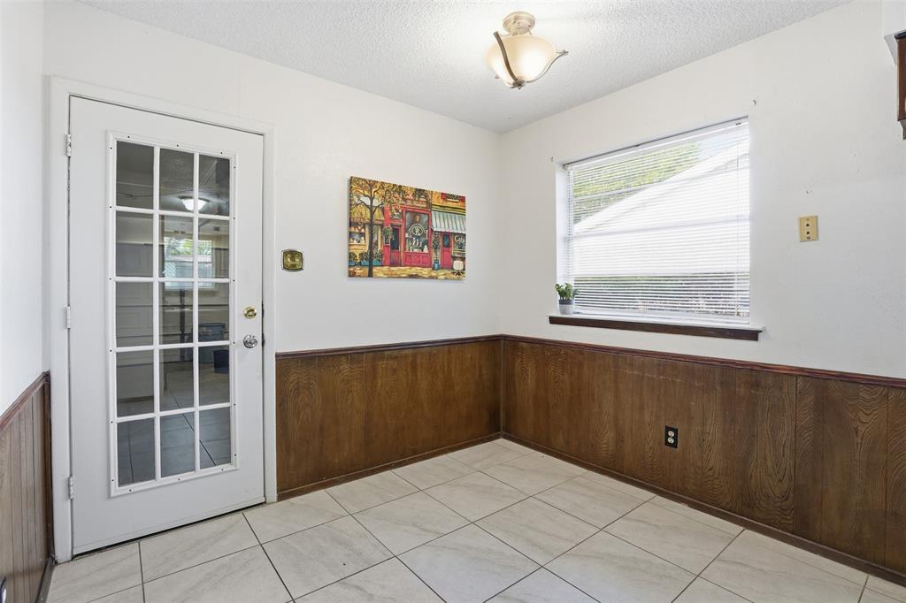 CRESTMOOR PARK WEST - Residential