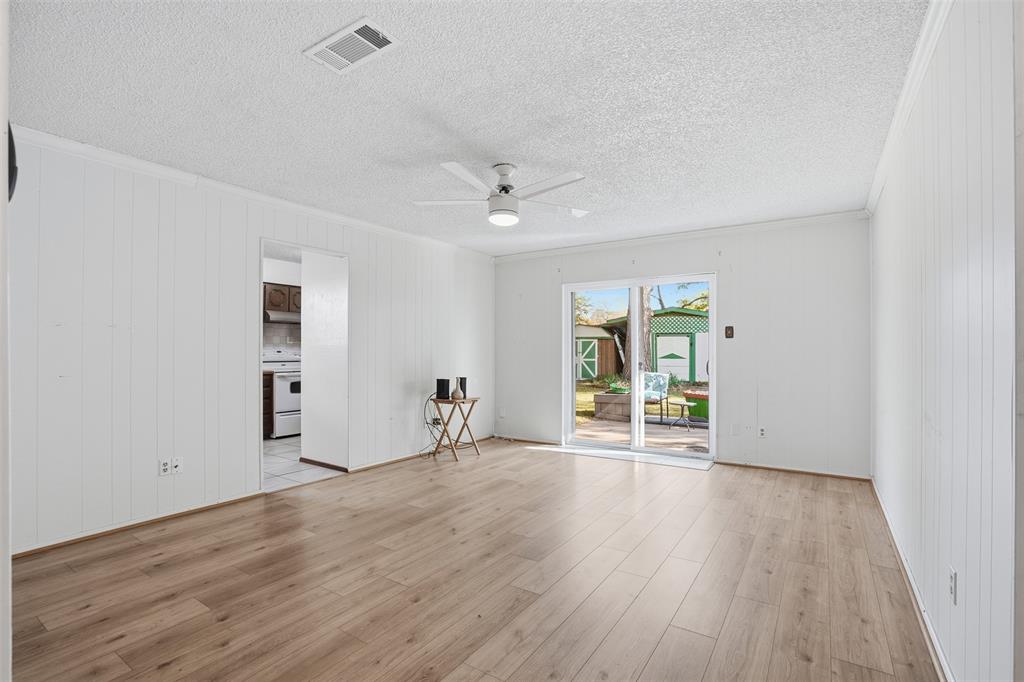 CRESTMOOR PARK WEST - Residential