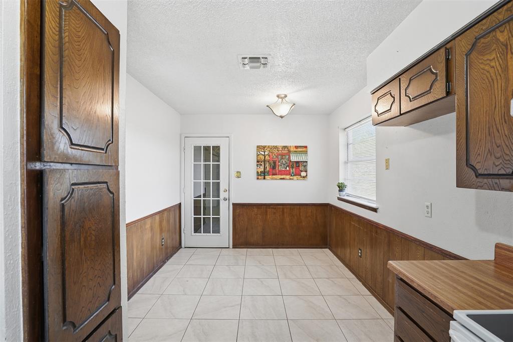 CRESTMOOR PARK WEST - Residential