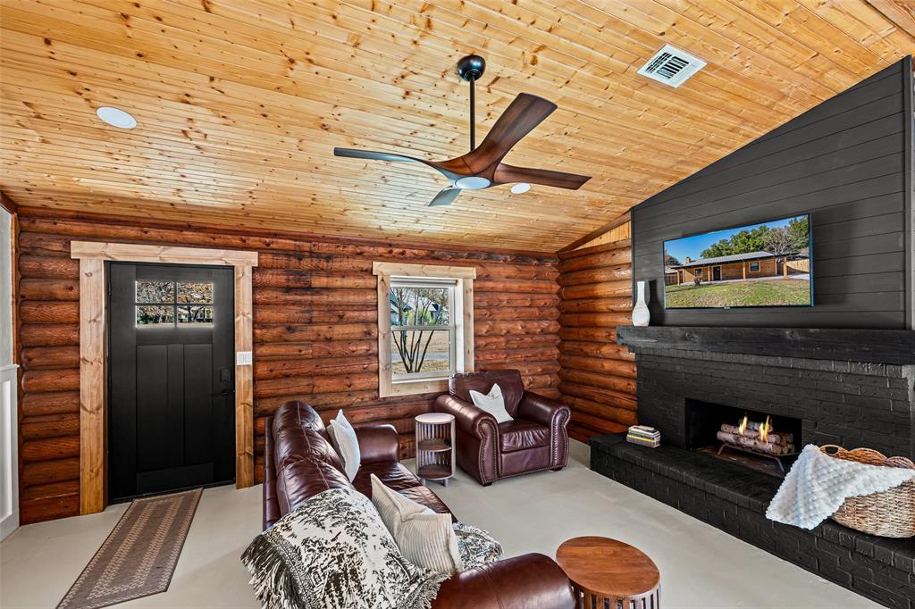 Blue Water Shores - Residential