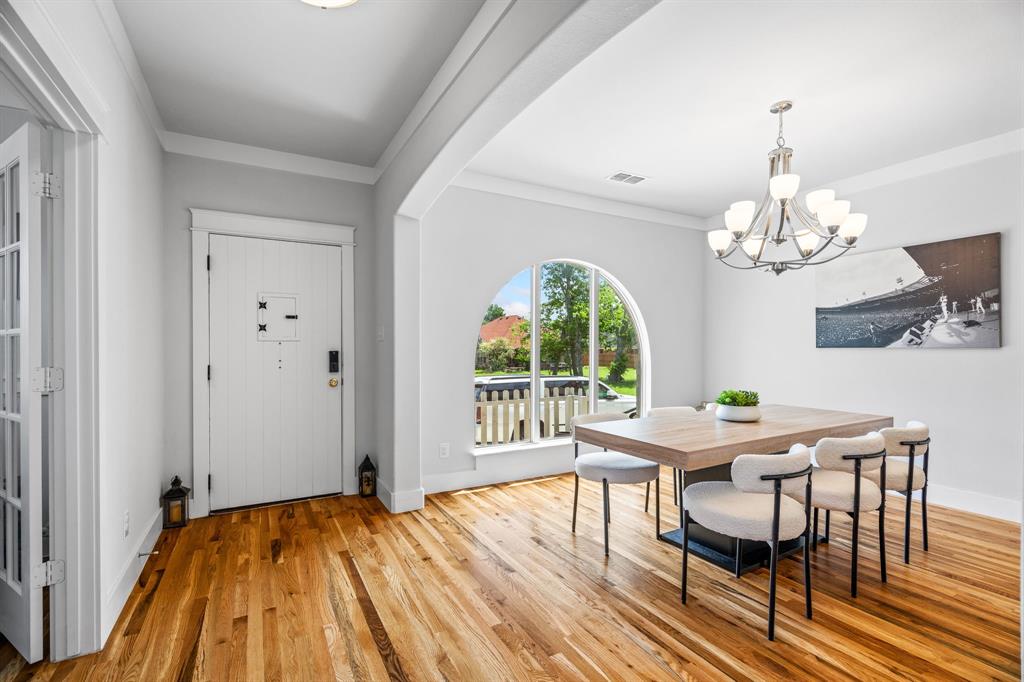 549 N Johnson Street