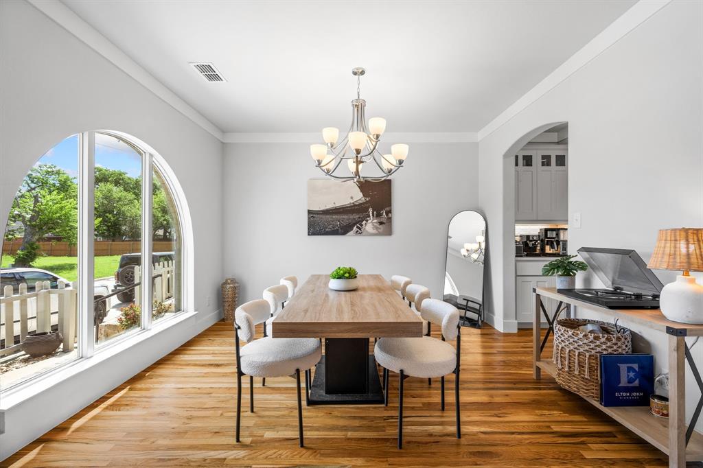 549 N Johnson Street