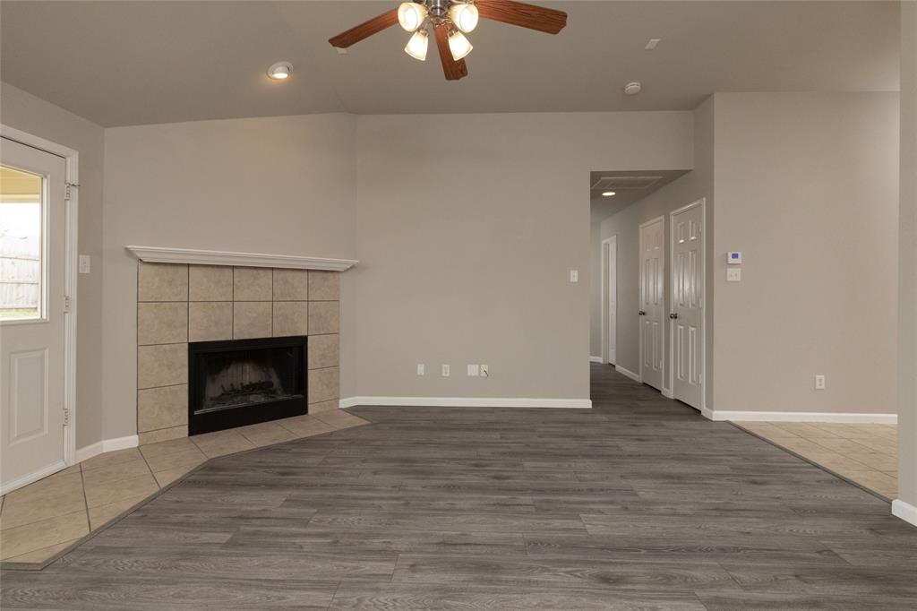 Mira Lagos F 1a - Residential