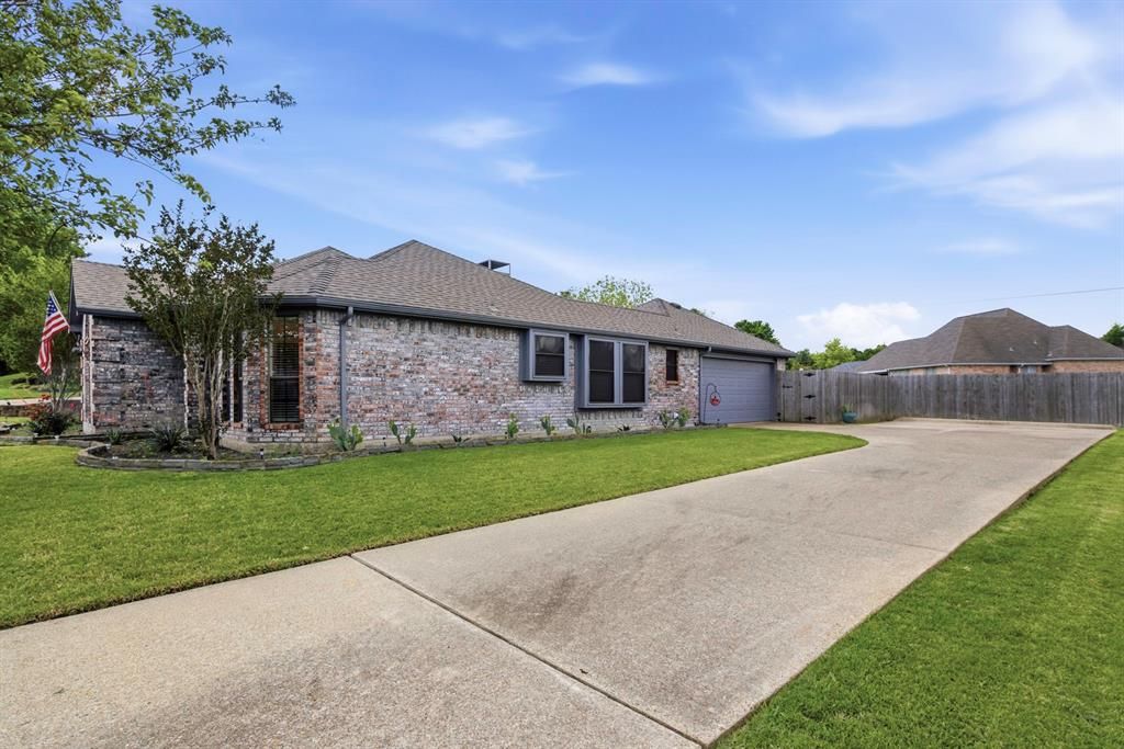 Photo of 106 Brandon Lane, Forney, TX 75126 (MLS # 21241929)