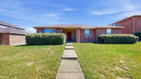 Photo of 1416 Primrose Lane, Royse City, TX 75189 (MLS # 21419318)