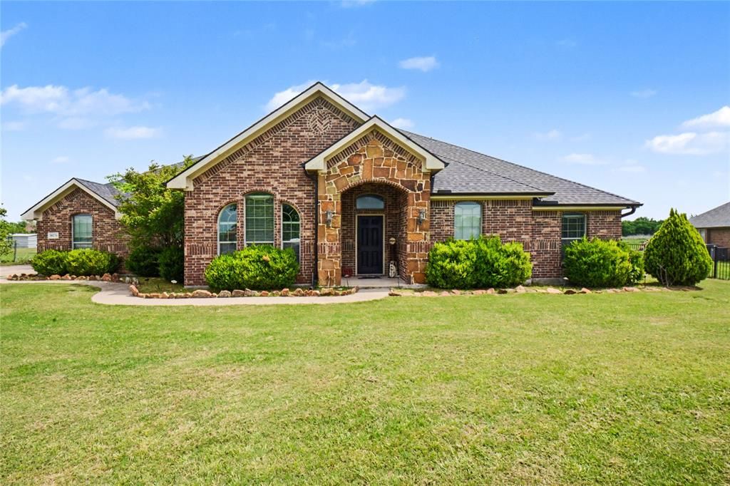Photo of 10231 Bantry Lane, Forney, TX 75126 (MLS # 21239212)