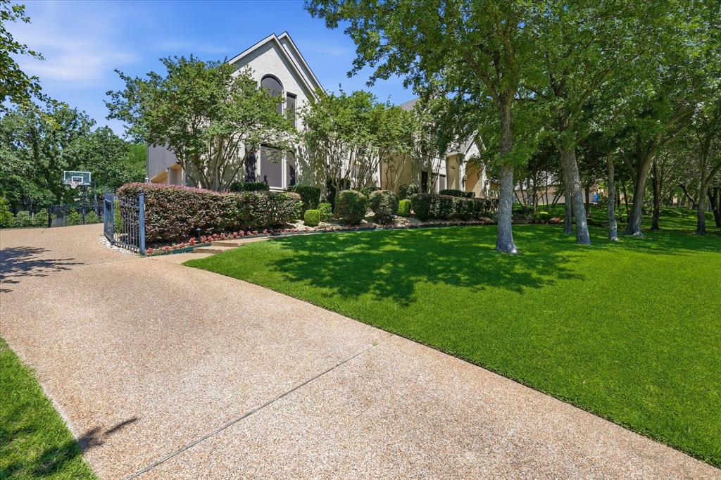 3101 Creek View Drive