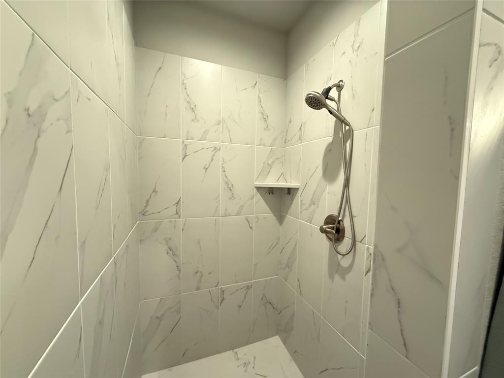 Bulldog Xing Ph 3 - Residential