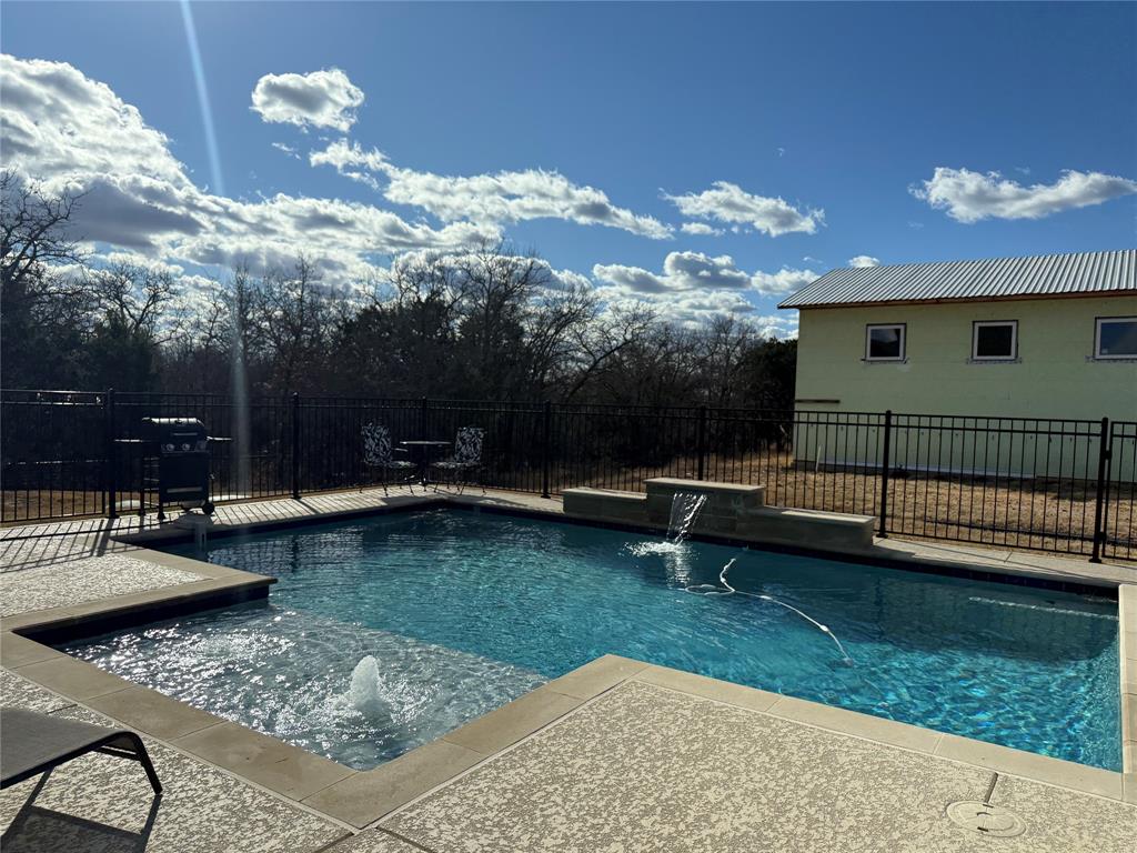 Bulldog Xing Ph 3 - Residential