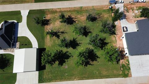 6114 Bonanza Drive Granbury TX 76049