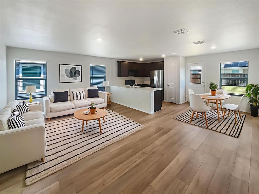 318 Moray Drive
