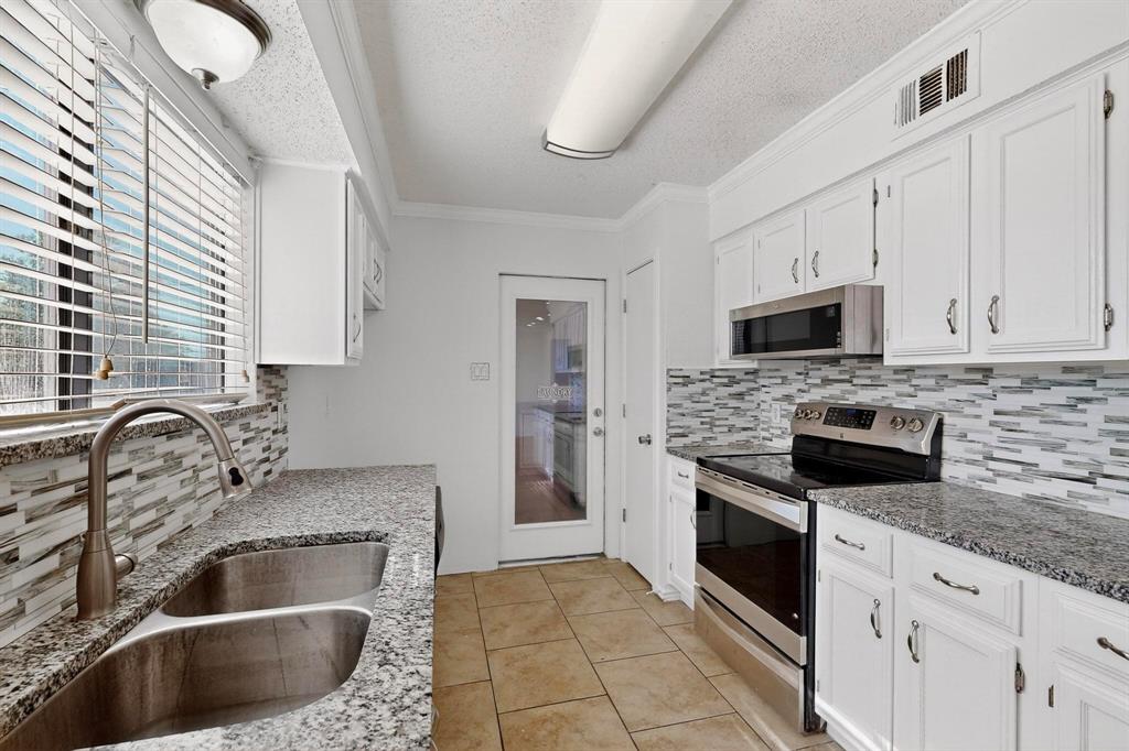 Huntington Village Add - Residential Lease