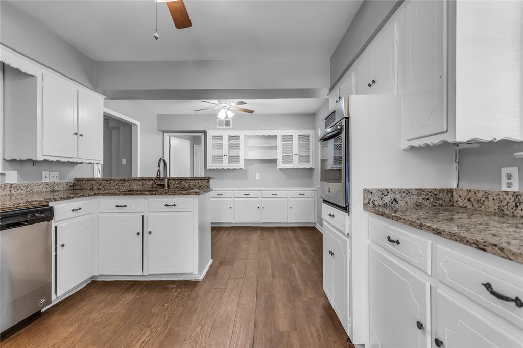 Glen Oaks - Residential Lease