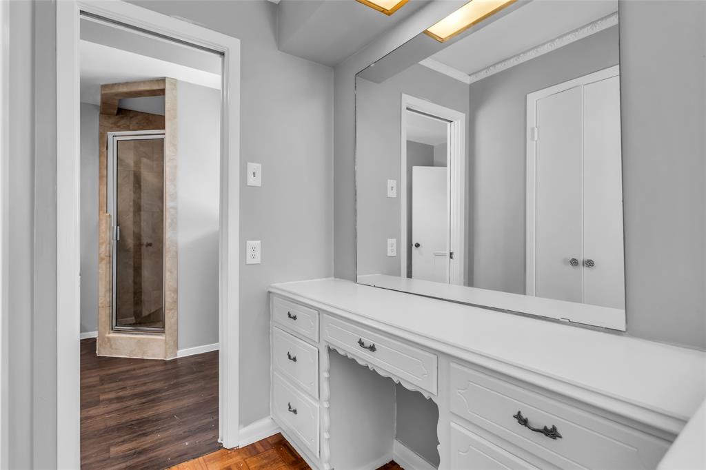 Glen Oaks - Residential Lease